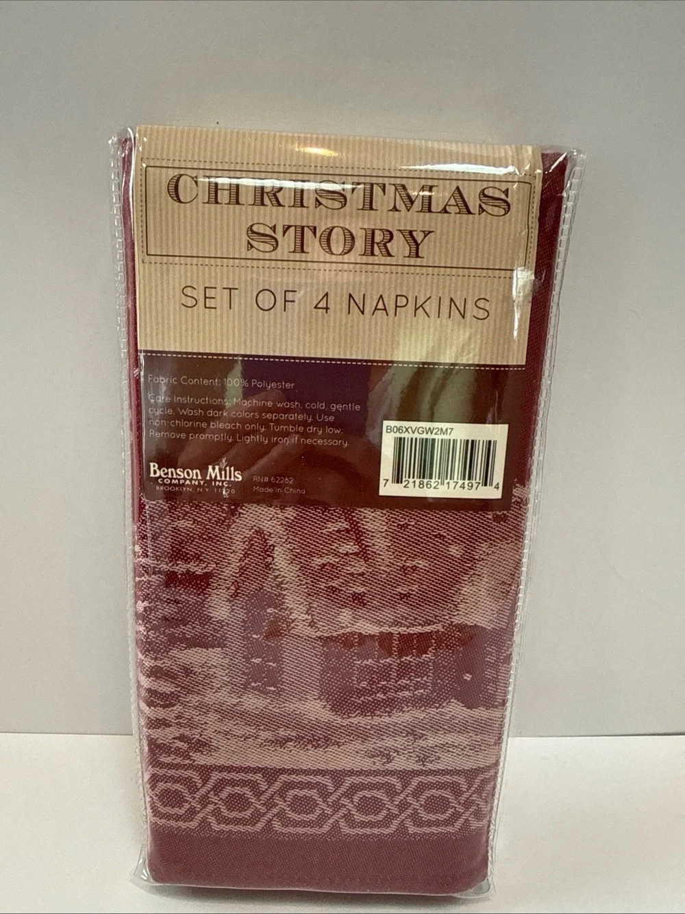 Christmas Story Set of 4 Napkins - Red winter scene with snow